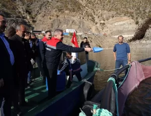 Deriner Barajı’nda İlk Balık Hasadı