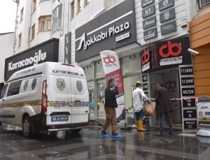 Dershanede Yangın: Matematik Öğretmeni Hayatını Kaybetti