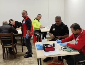 DHMİ Personelinden Kızılay’a Kan Bağışı