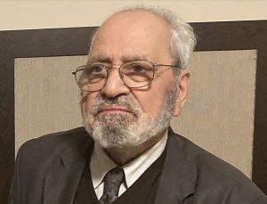 Diriliş şairi Sezai Karakoç’a vefatının 3’üncü yılında anılıyor:  Sezai Karakoç kimdir?