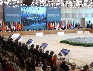 Diyanet Başkanı’ndan Savaş ve Çevre Uyarısı