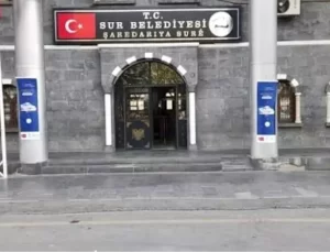 Diyarbakır Sur Belediyesi’nde Lüks Araç Kiralama Tartışmaları