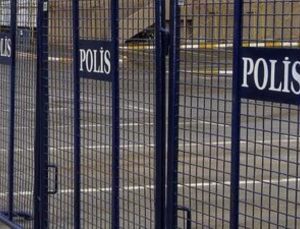 Diyarbakır Valiliği, yürüyüş ve eylemlere 3 gün süreyle yasak getirdi