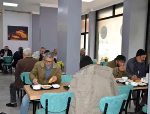 Diyarbakır’da Halk Lokantası Büyük İlgi Görüyor