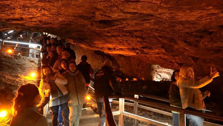 “Doğal ağrı kesici” olarak biliniyor, tarihi mağaraya ziyaretçi akını