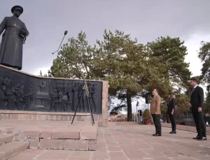 Doğu Anadolu’da Öğretmenler Günü kutlandı