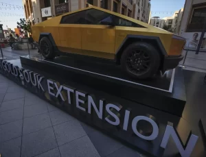 Dubai Altın Çarşısı’nda Eşsiz Altın Ürünler