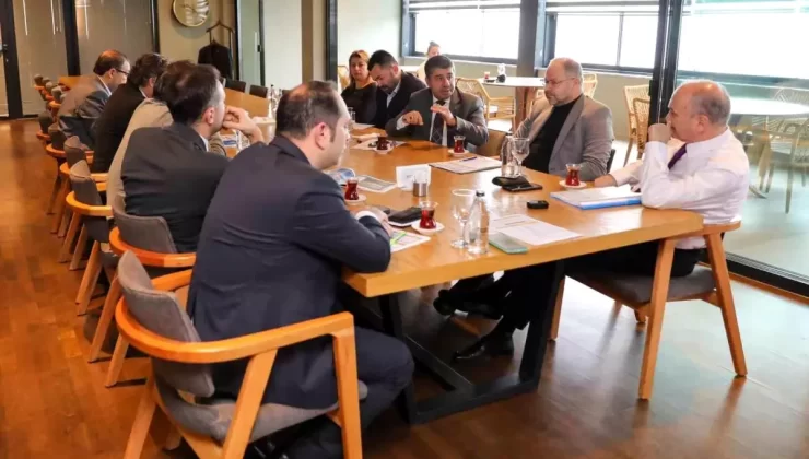 Düzce Belediye Başkanı Özlü, 2024-2029 Dönemi Projelerini Görüştü