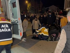 Düzce’de motosiklet kazasında yaralanan sürücüye yoldan geçen doktor müdahale etti