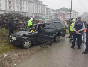 Düzce’de Trafik Kazası: İki Yaralı