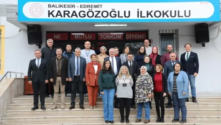 Edremit Belediye Başkanı Ertaş, Öğretmenler Günü Dolayısıyla Okulları Ziyaret Etti