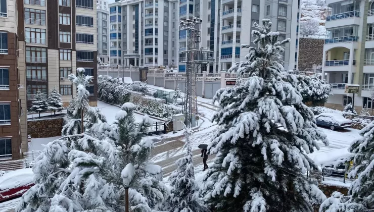 Elazığ’da Eğitime 1 Gün Ara Verildi