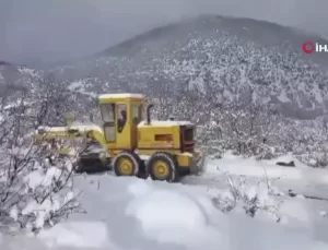 Elazığ’da Kapanan Köy Yolları Açılıyor