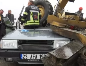 Elazığ’da Kaza: Otomobil İş Makinesinin Altına Girdi, Sürücü Hayatını Kaybetti