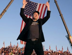 Elon Musk servetiyle rekor kırdı: 300 milyar dolar