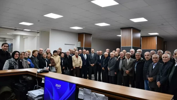 Emekli Öğretmenler Günü Kutlandı