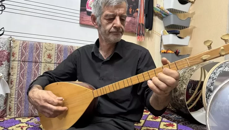 Emekli Zurnacıdan Davul Yetenekleri