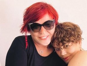 Emel Müftüoğlu Sezen Aksu’nun son halini paylaştı: “Evde oturuyor sanmayın”