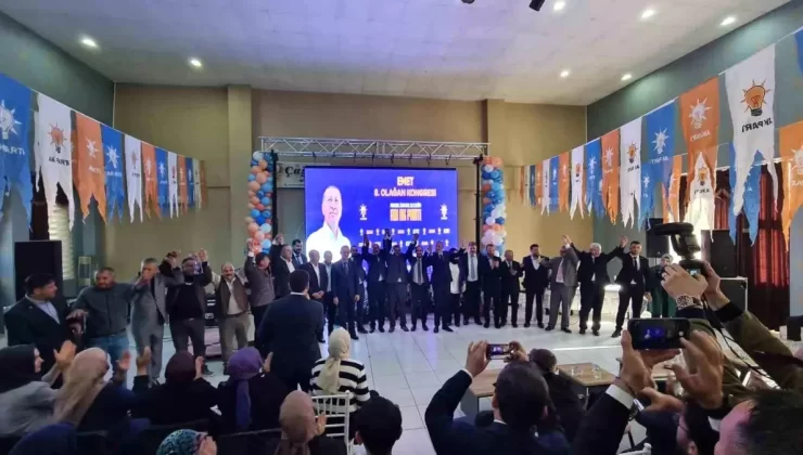 Emet AK Parti’de yeni başkan Mustafa Kısa