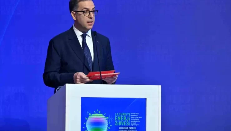 Enerji Zirvesi’nde Türkiye’nin Rolü Vurgulandı