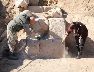 Erciş’te Antik Kentte Önemli Bulgular