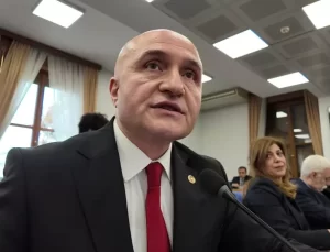 Erhan Usta: Türkiye Bir Yönetim Felaketi Yaşıyor, EYT ve Deprem Kılıf Olamaz