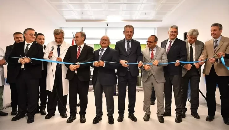 ERÜ Tıp Fakültesi Hastaneleri yeni acil ek binası törenle açıldı