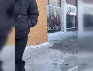 Erzurum’da Kaldırımlar Buz Pistine Döndü