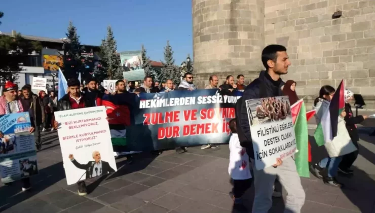 Erzurum’da Sağlıkçılardan Gazze Protestosu