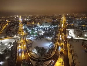 Erzurum’un Tarihi Yapıları Karla Kaplandı