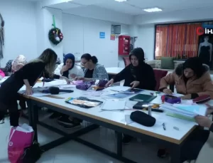 Esenyurtlu Kadınlar Kadın Sosyal Yaşam Merkezi’nde Moda Tasarımıyla Ekonomik Güçleniyor
