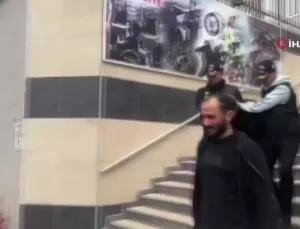 Eşini Bıçakla Yaralayan Koca Yakalandı