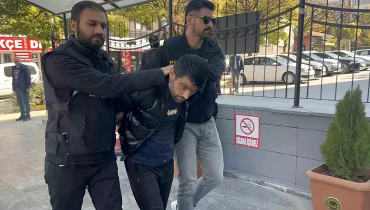 Eskişehir’de Bıçaklama Olayı: Şüpheli Adliyeye Sevk Edildi