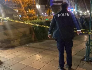 Eskişehir’de Bıçaklı Saldırı: Genç Ağır Yaralandı