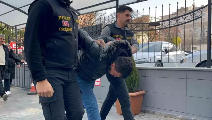 Eskişehir’de Küfürleşme Tartışması Cinayete Yol Açtı