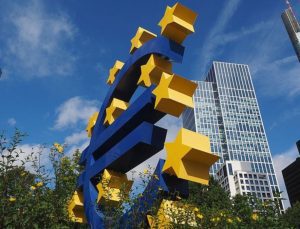 Euro Bölgesi 3. çeyrekte yüzde 0,4, AB ise yüzde 0,3 büyüdü