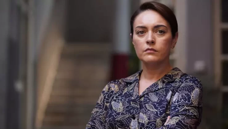 Ezgi Mola ekranlara dönüyor