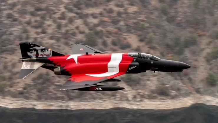 F-4E Phantom 2’ye Türk Bayrağı ve Atatürk