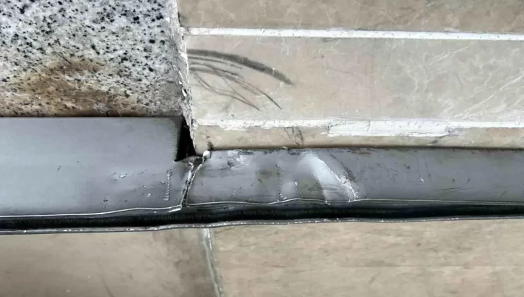 Fatih’te 110 Bin Dolar Çalan Hırsızlar Kaçtı