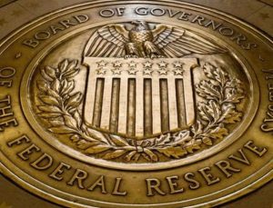 Fed raporu: ABD’nin mali borcu finansal istikrar riski olarak görülüyor
