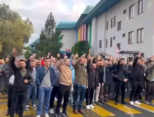 Filli Boya İşçilerinden Çatal Kaşık Eylemi