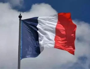 Fransa, Ukrayna’ya Uzun Menzilli Füze Desteğini Onayladı