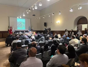 Fuat Sezgin Tahran’da Anıldı