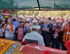 Galatasaray sevdalısı Yiğit’in cenazesine Galatasaraylı futbolcular katılmadı