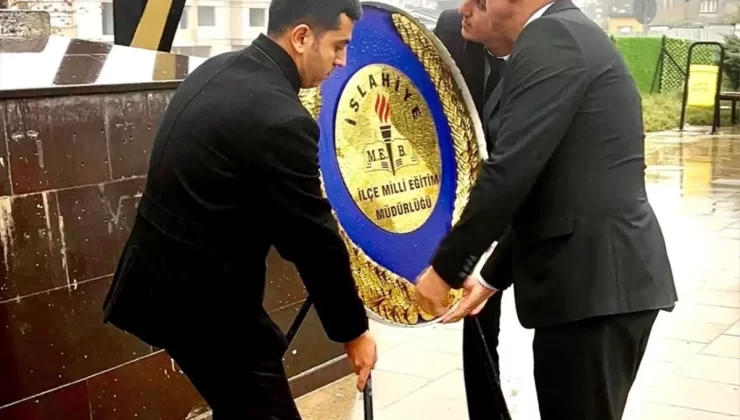 Gaziantep’in ilçelerinde 24 Kasım Öğretmenler Günü kutlandı