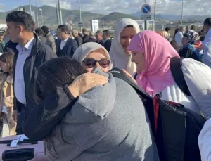 Gazipaşa’dan Umreye Uğurlama Töreni