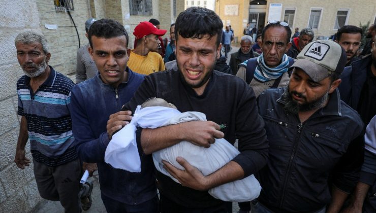 Gazze’de can kaybı 43 bin 712’ye yükseldi