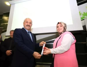 Gebze’de 1250 Hak Sahibine Tapuları Teslim Edildi