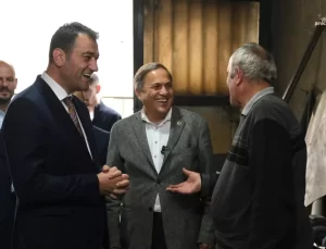Giresun’da Belediye Başkanı Köse ve CHP Milletvekili Torun’dan Esnaf Ziyareti