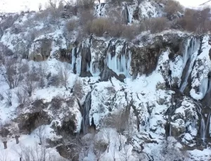 Girlevik Şelalesi: Kışın Büyüleyici Güzelliği